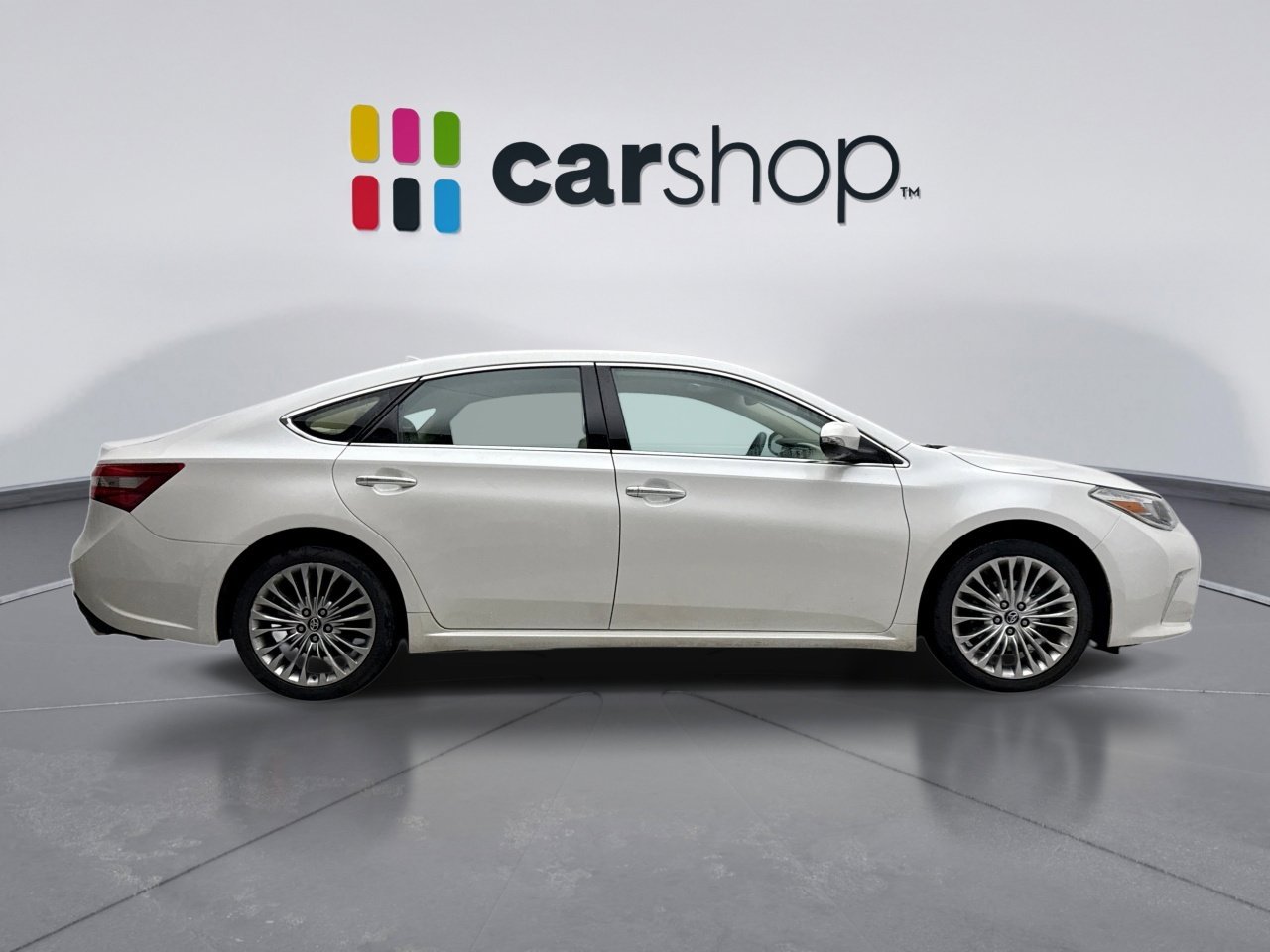 Used 2017 Toyota Avalon Limited w/ Carpet Mat Package image 6