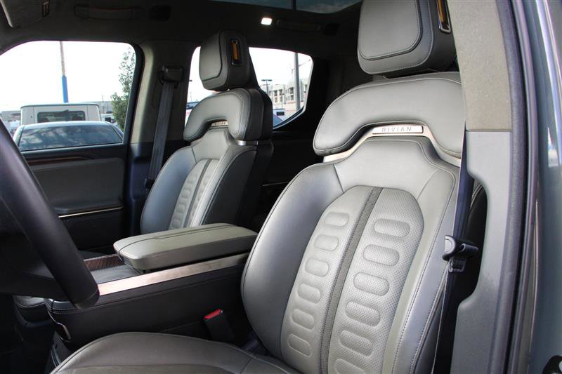 Used 2022 Rivian R1T Launch Edition image 17