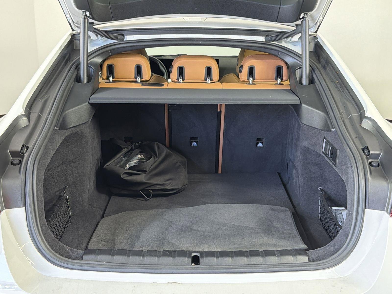 Used 2023 BMW i4 eDrive35 image 29