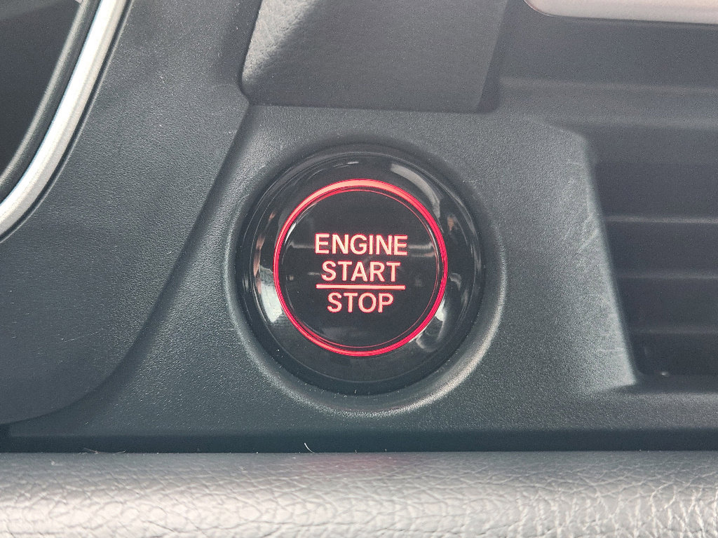 Used 2024 Honda Pilot Touring image 21