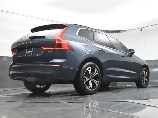 Used 2022 Volvo XC60 B5 Momentum w/ Climate Package image 39
