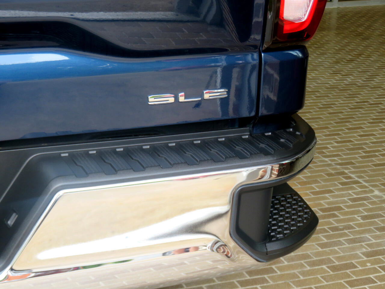 Used 2020 GMC Sierra 1500 SLE image 76