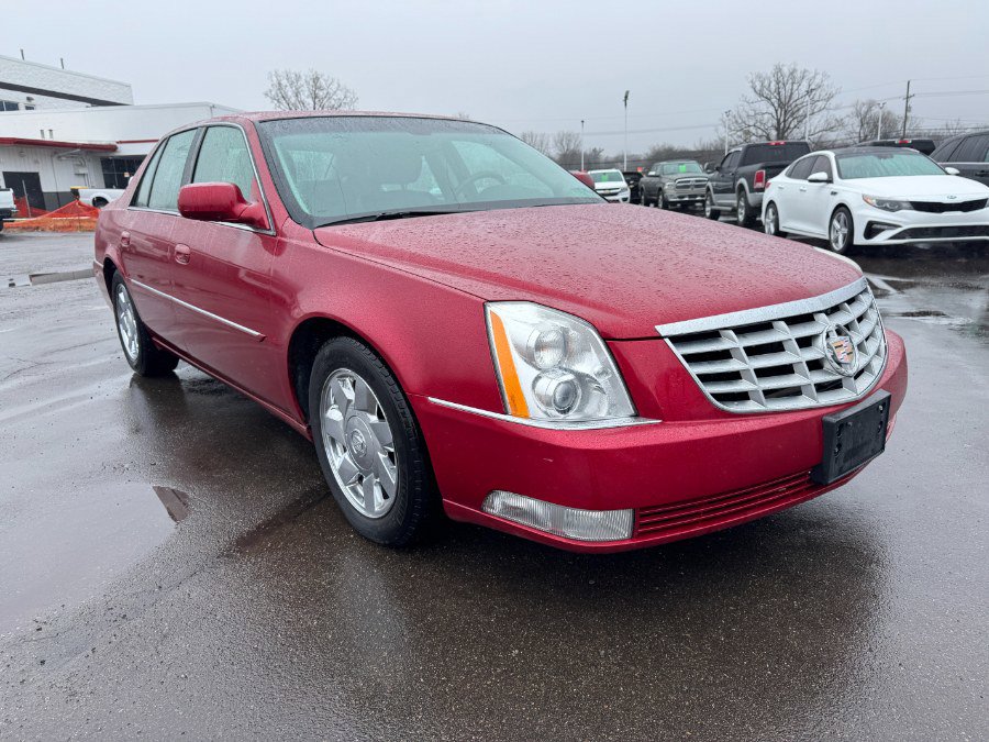 Used 2011 Cadillac DTS 4dr Sdn Base FWD image 7