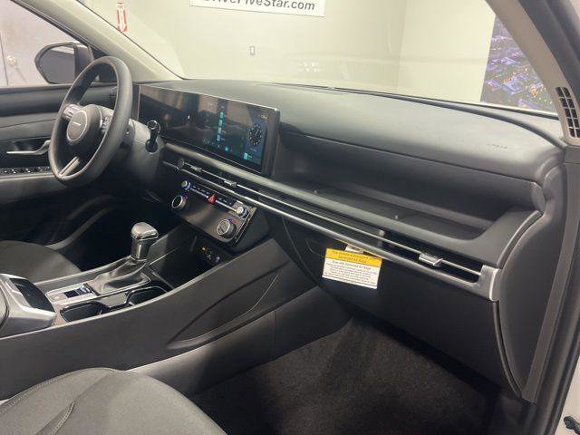 New 2026 Hyundai Tucson SEL FWD image 22