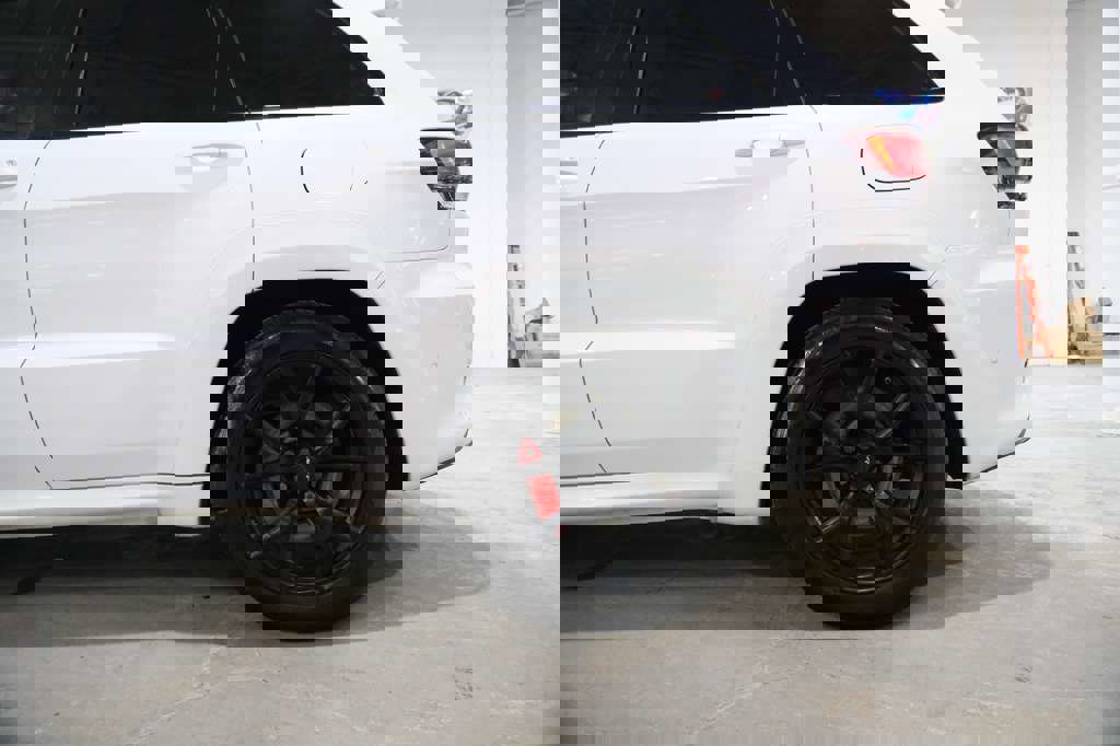 Used 2018 Jeep Grand Cherokee SRT w/ Trailer Tow Group IV image 7