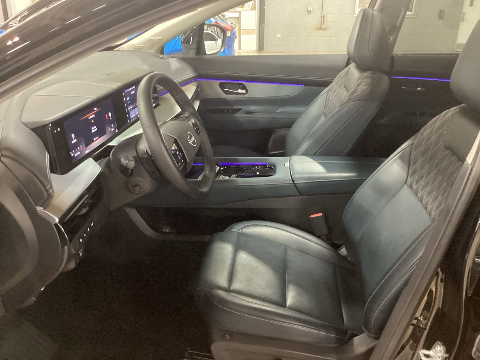 Used 2025 Nissan Murano Platinum AWD/4WD image 14