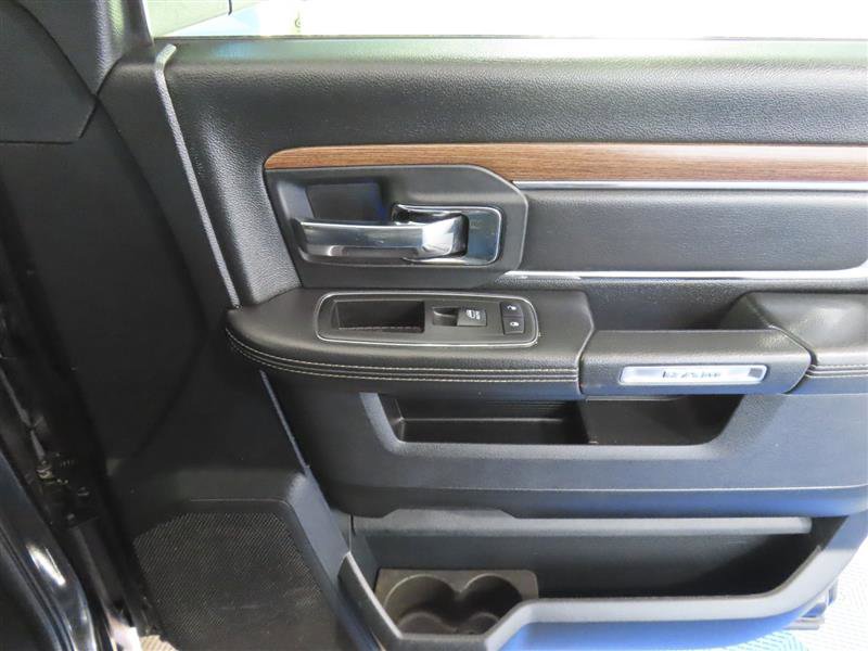 Used 2017 RAM 1500 Laramie w/ Convenience Group image 33