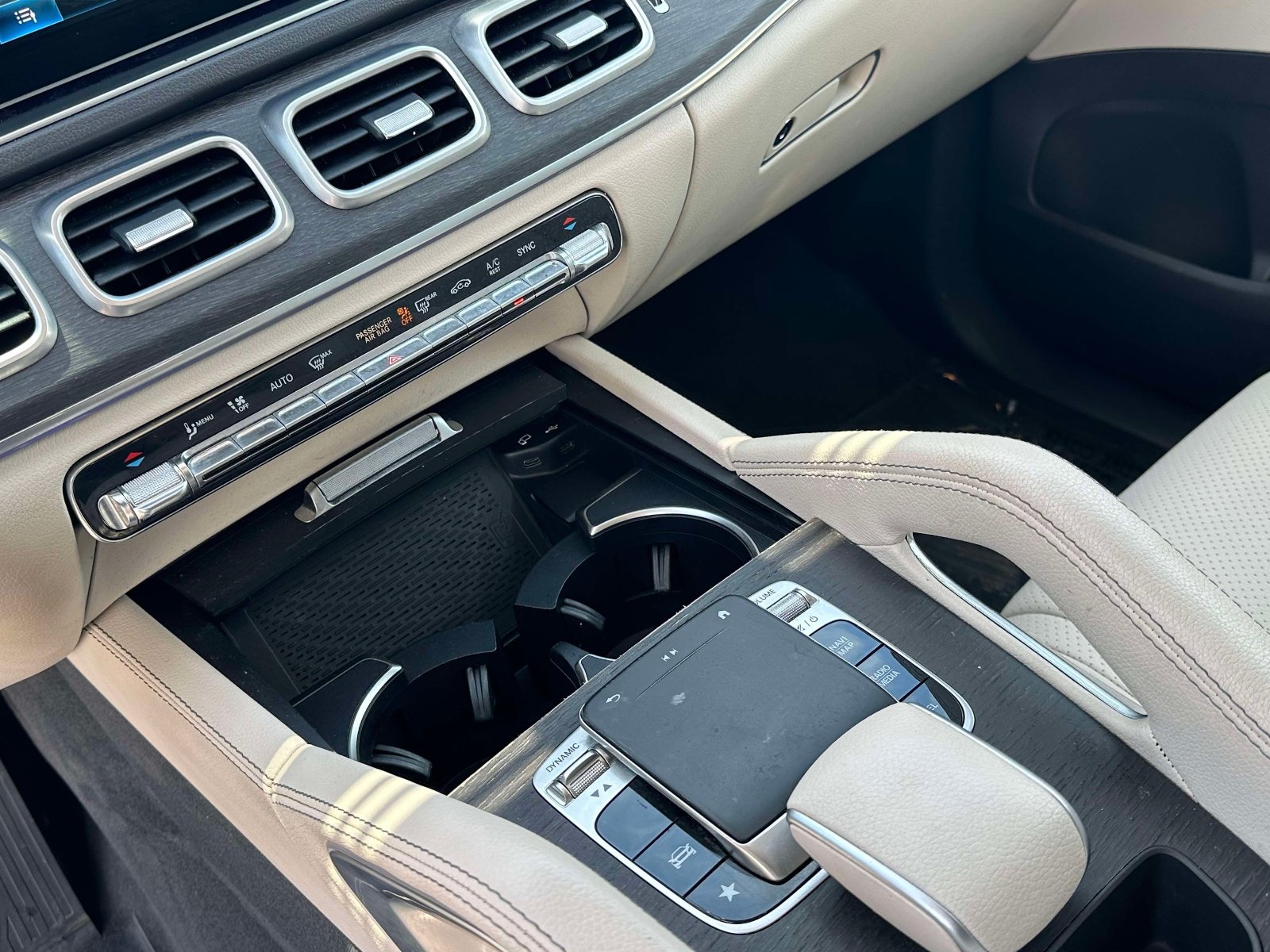 Used 2020 Mercedes-Benz GLE 350 4MATIC image 13
