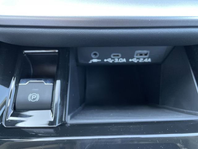 New 2025 Subaru Legacy Premium image 24