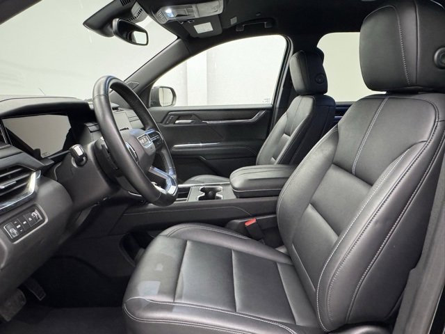 Used 2024 GMC Acadia Elevation image 17