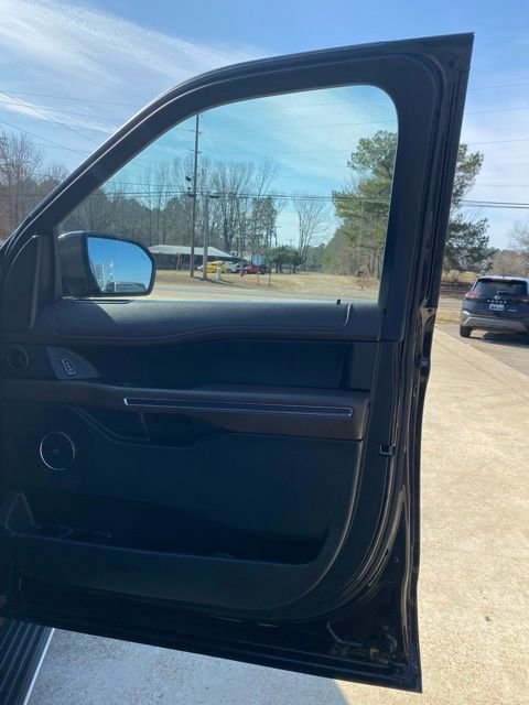 Used 2021 Ford Expedition King Ranch AWD/4WD image 13