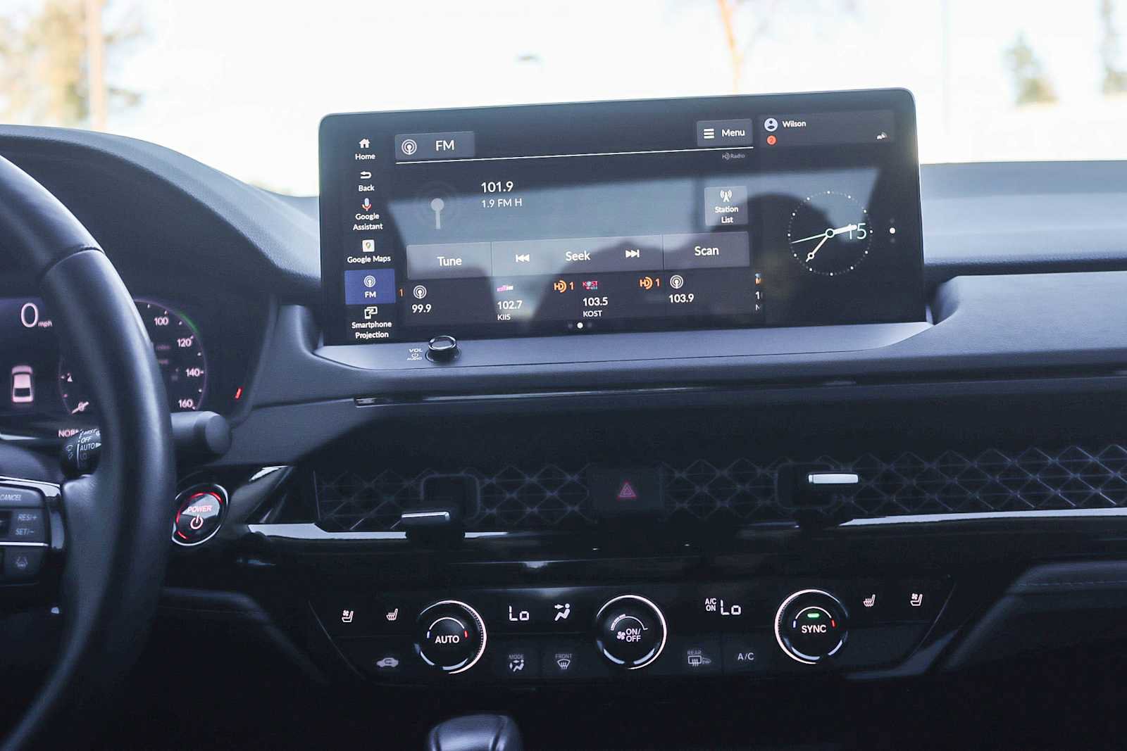 Used 2023 Honda Accord Touring image 12