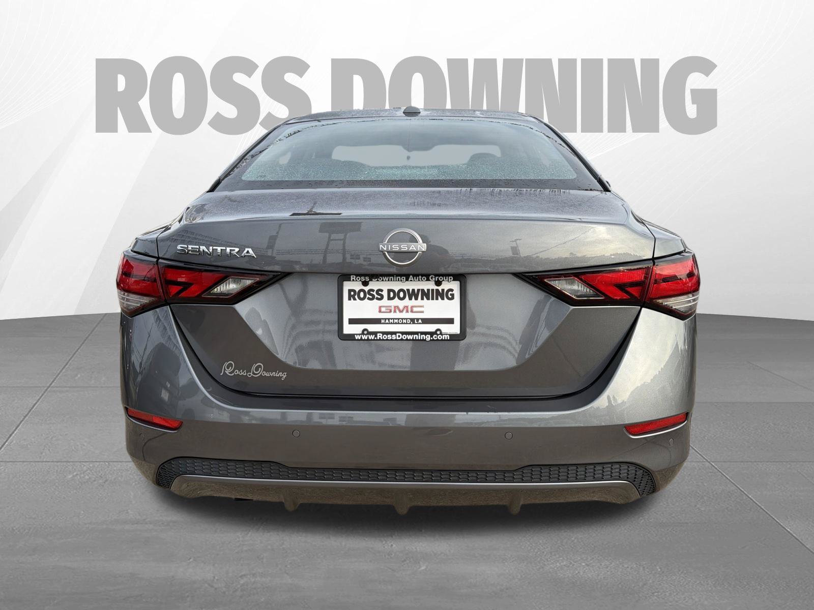 Used 2025 Nissan Sentra SV FWD image 5