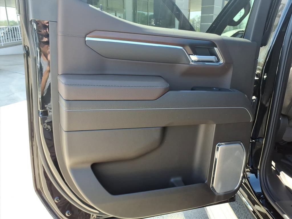 New 2026 GMC Sierra 1500 Denali w/ Denali Reserve Package image 18