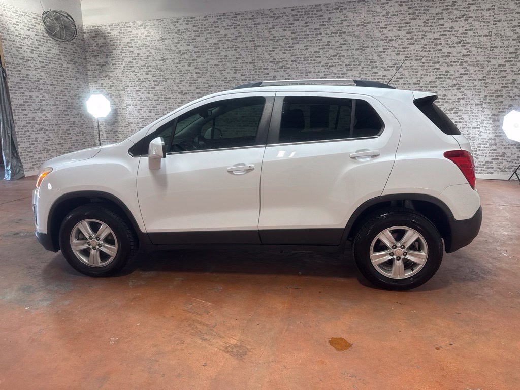 Used 2016 Chevrolet Trax LT AWD/4WD image 4