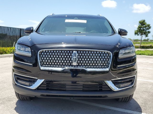 Certified 2019 Lincoln Nautilus Select FWD image 2