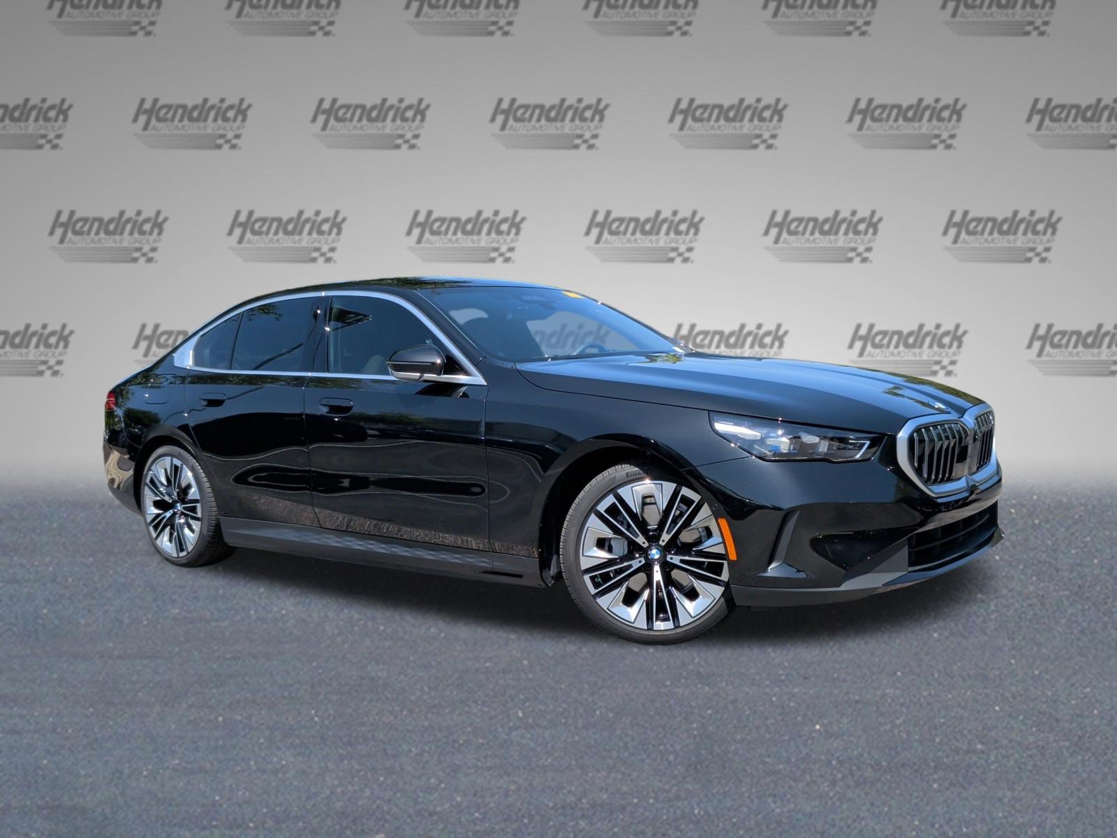 Certified 2026 BMW i5 eDrive40 RWD image 2