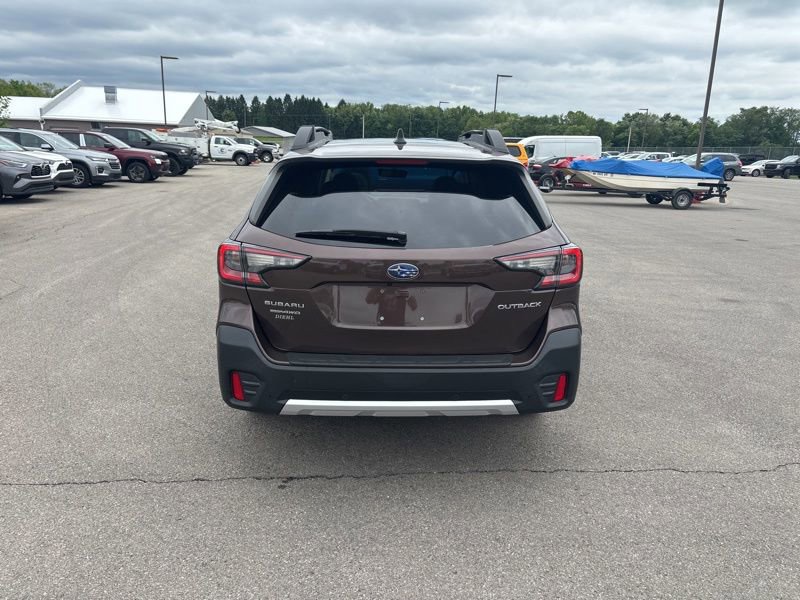 Used 2022 Subaru Outback Limited AWD/4WD image 4