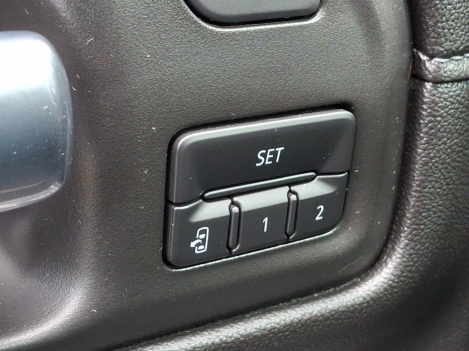 Used 2021 GMC Sierra 1500 Denali w/ Driver Alert Package II AWD/4WD image 25