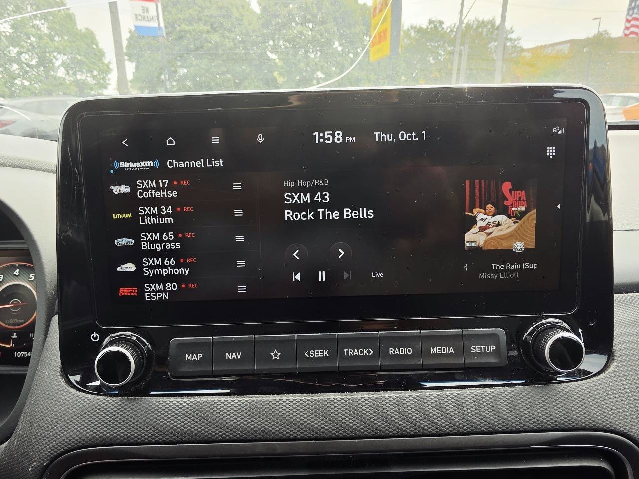 Used 2022 Hyundai Kona Limited FWD image 38