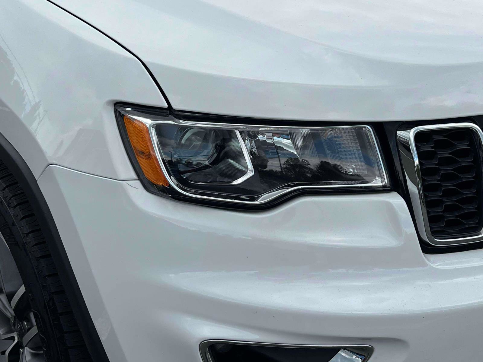 Used 2021 Jeep Grand Cherokee Limited AWD/4WD image 7