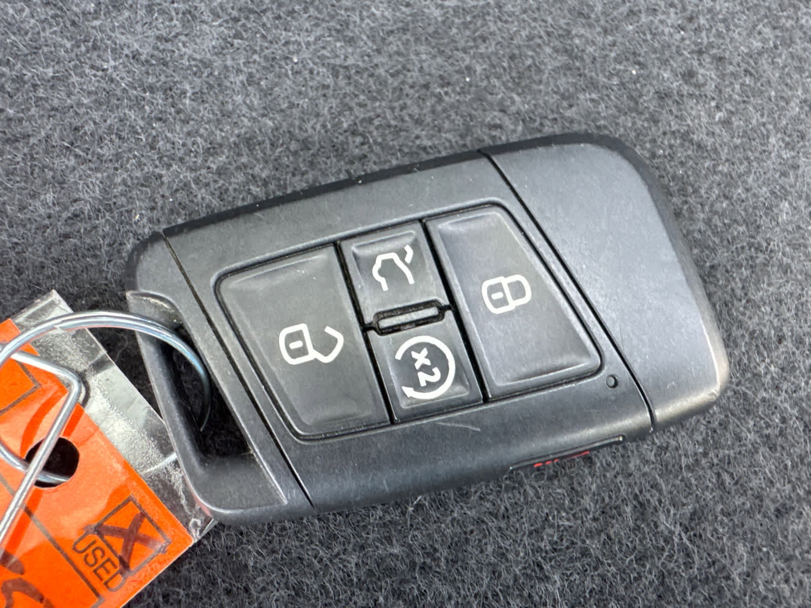 Certified 2024 Volkswagen Tiguan SE image 20