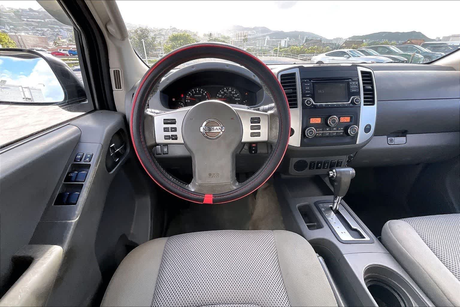 Used 2017 Nissan Frontier SV w/ SV Value Truck Package RWD image 14