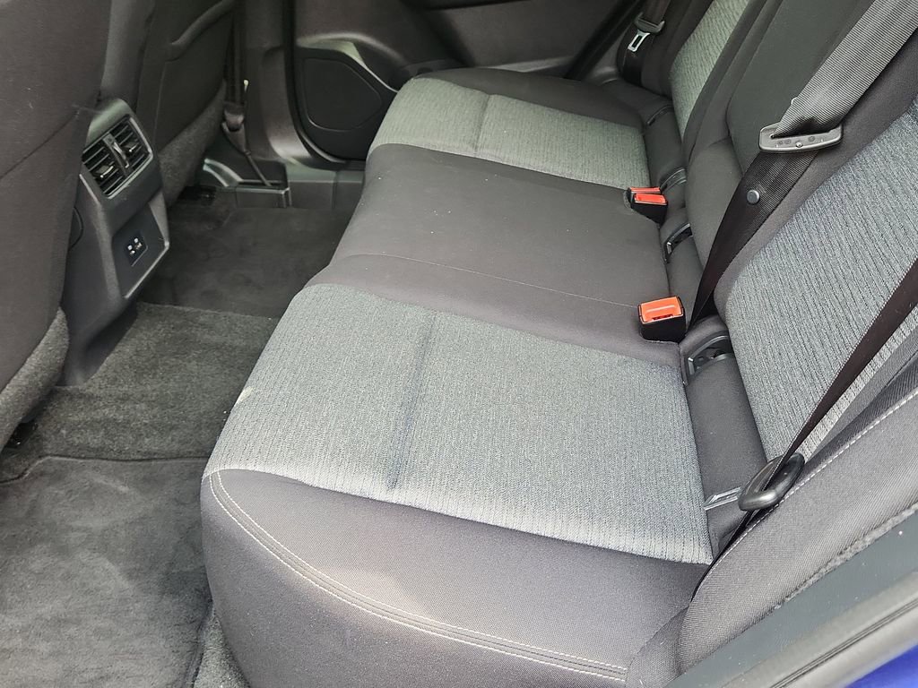 Used 2023 Nissan Rogue SV image 9