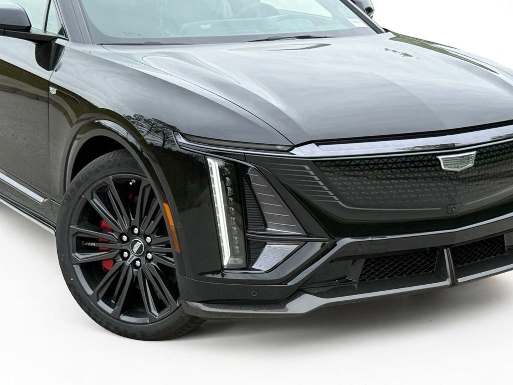 New 2026 Cadillac Lyriq V w/ Exterior Carbon Fiber Package image 6
