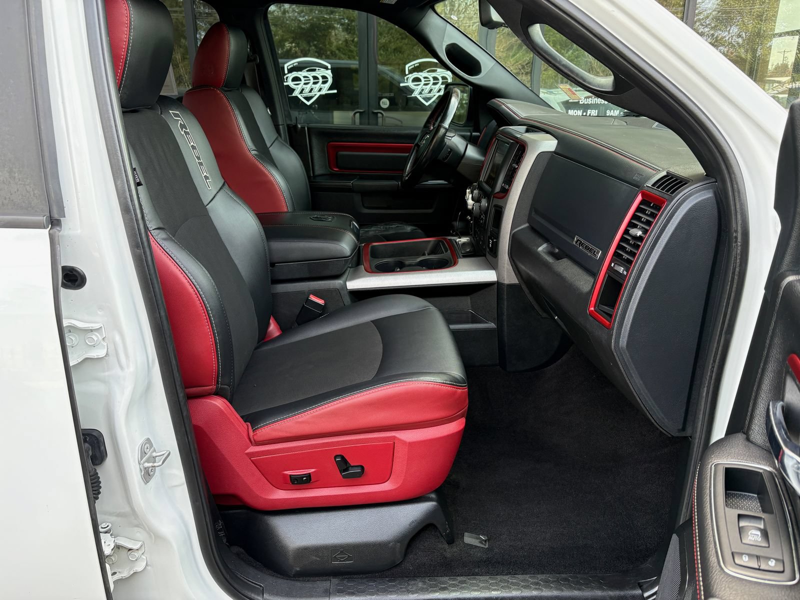 Used 2017 RAM 1500 Rebel AWD/4WD image 28