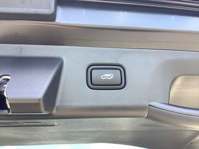 New 2025 Hyundai Tucson Limited image 11