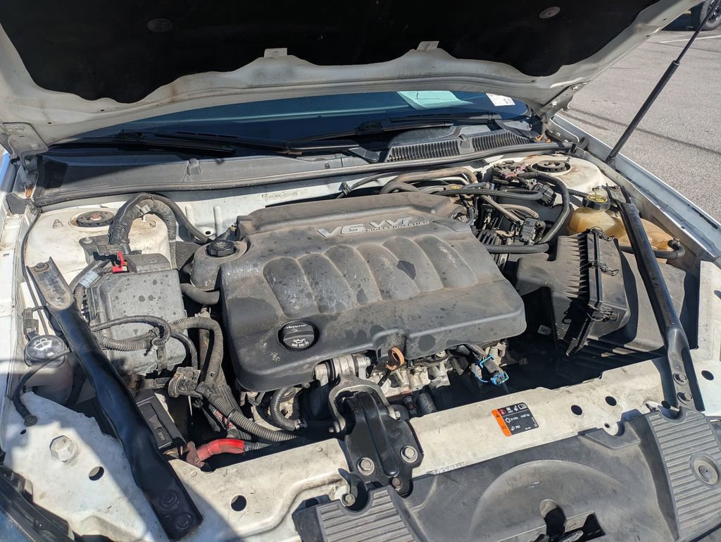 Used 2013 Chevrolet Impala LT w/ LT Sunroof Package image 12