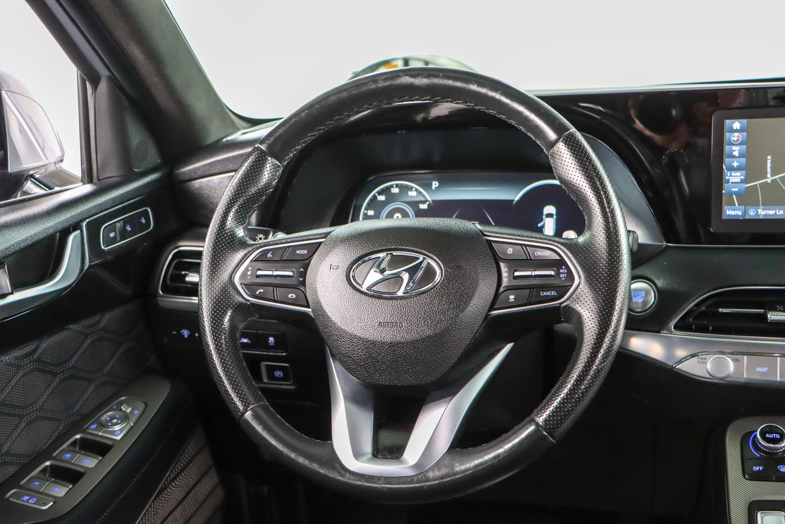 Used 2020 Hyundai Palisade Limited image 12