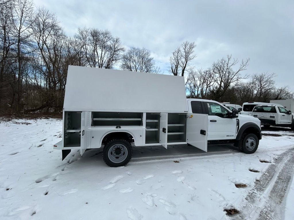 New 2026 Ford F550 4x4 Supercab Super Duty image 5