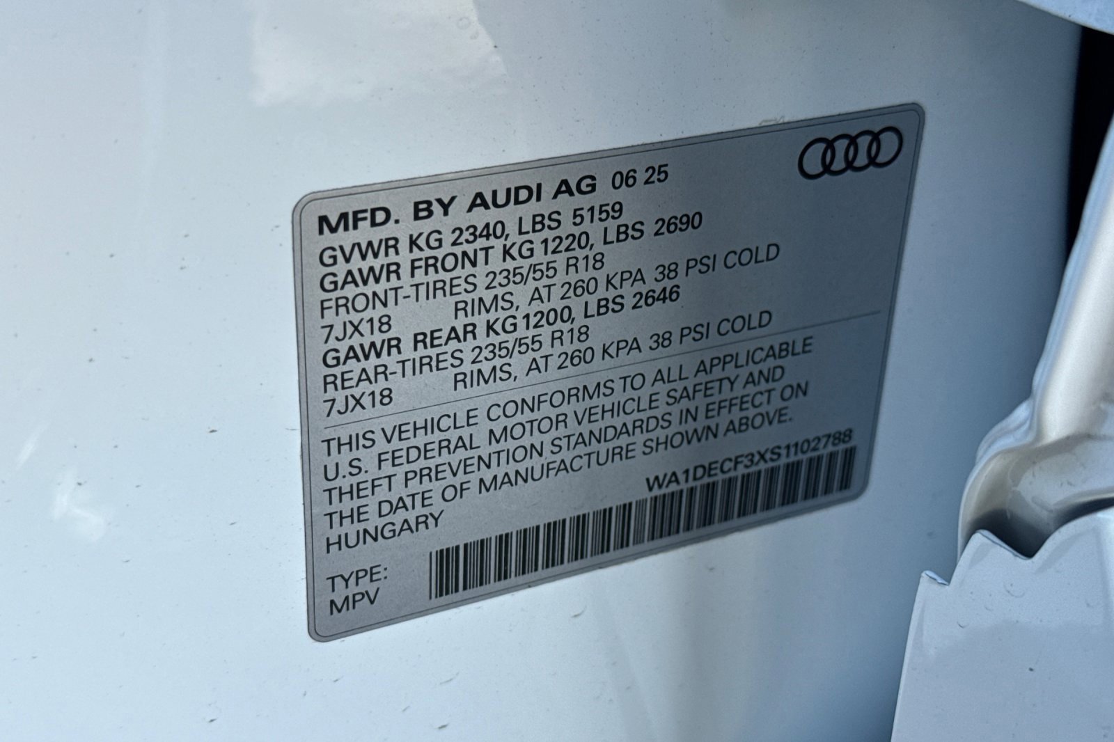 New 2025 Audi Q3 2.0T Premium image 23