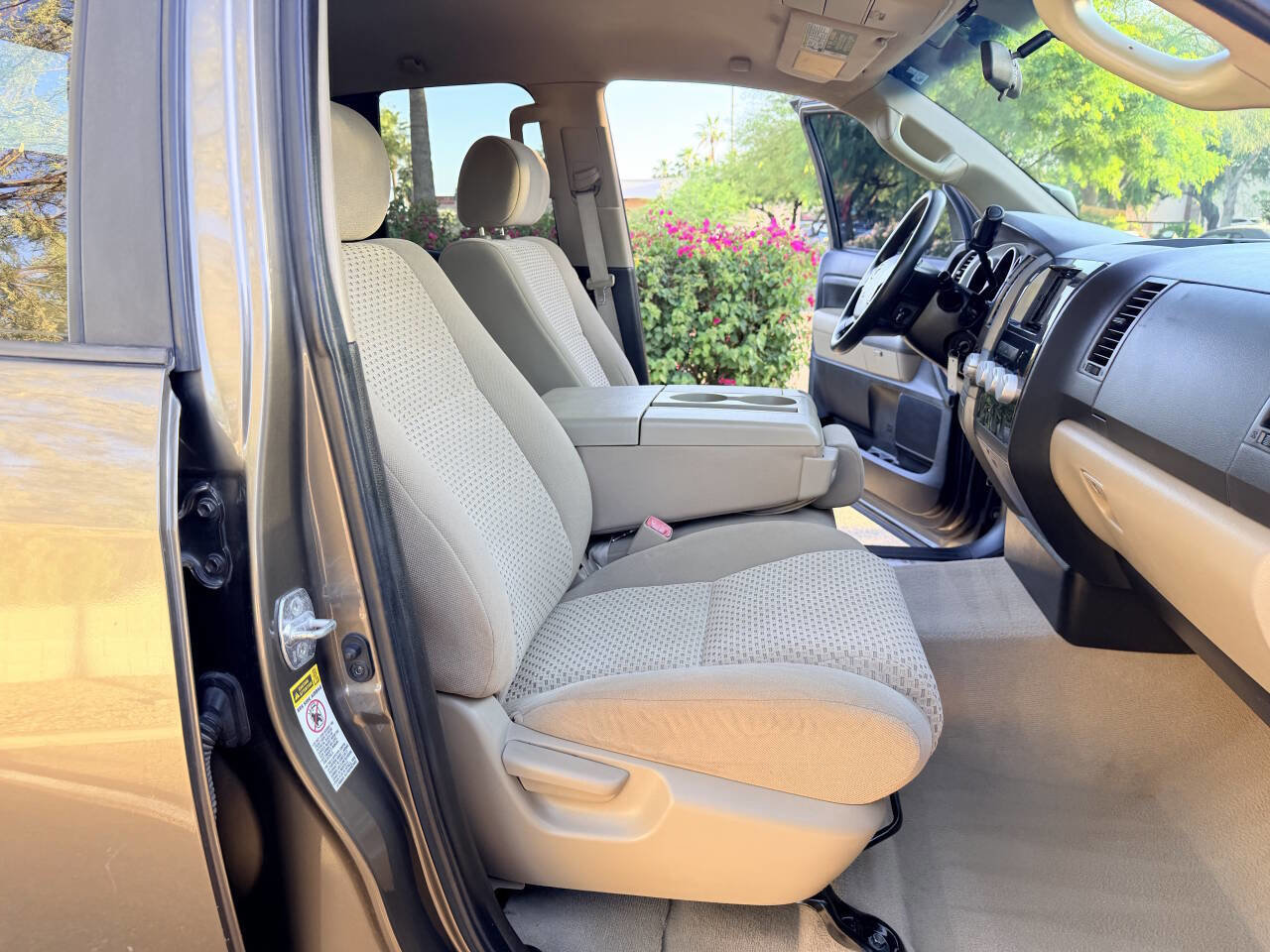 Used 2010 Toyota Tundra 2WD Double Cab image 16
