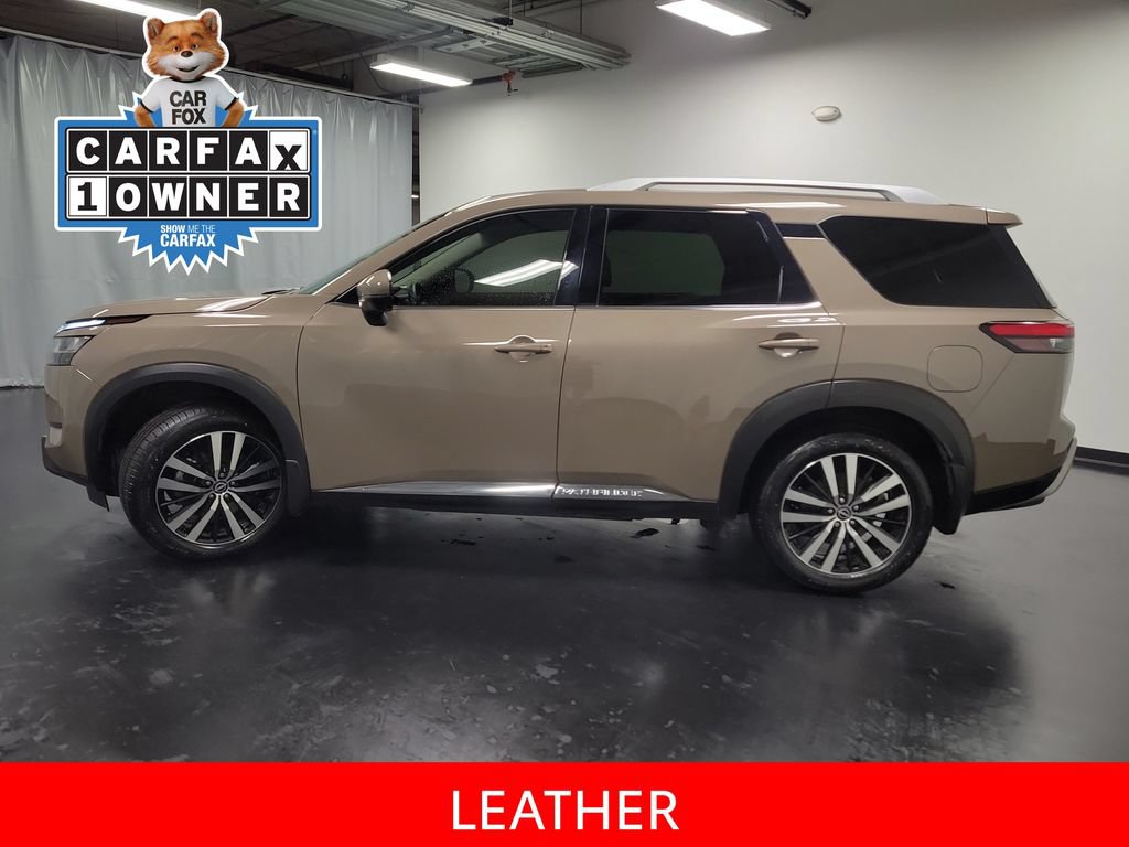 Used 2024 Nissan Pathfinder Platinum AWD/4WD image 5