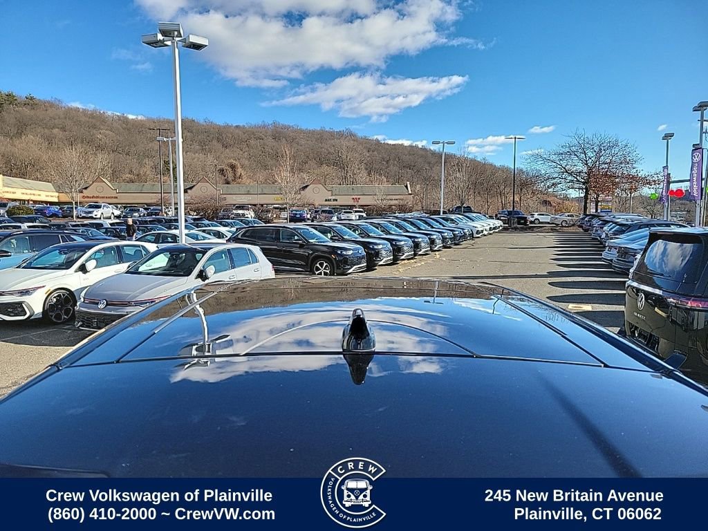 Used 2018 Ford Edge Titanium w/ Equipment Group 302A image 31