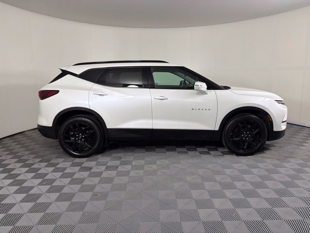 Used 2023 Chevrolet Blazer LT AWD/4WD image 5