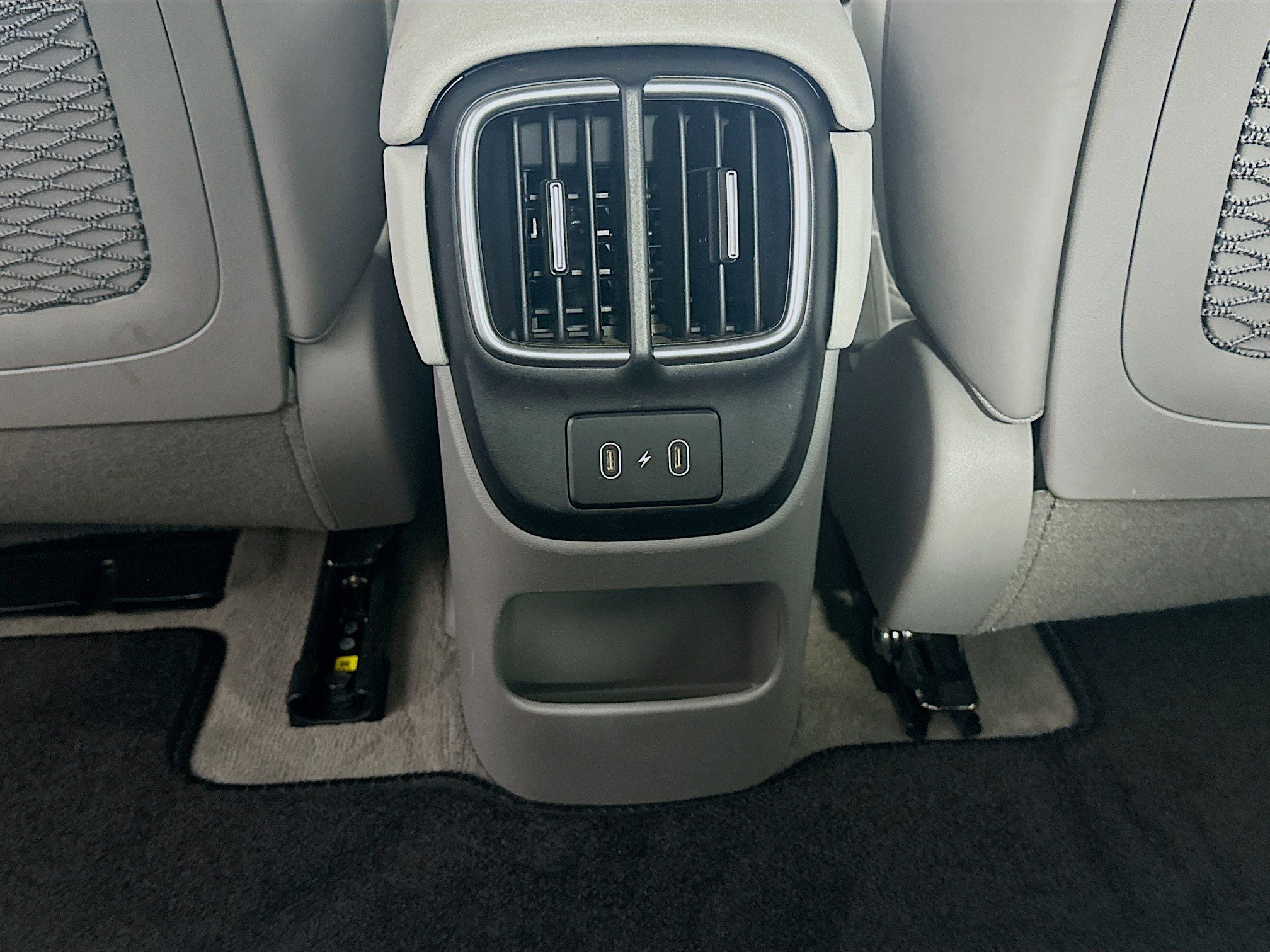 Used 2024 Hyundai Ioniq 6 SEL RWD image 27