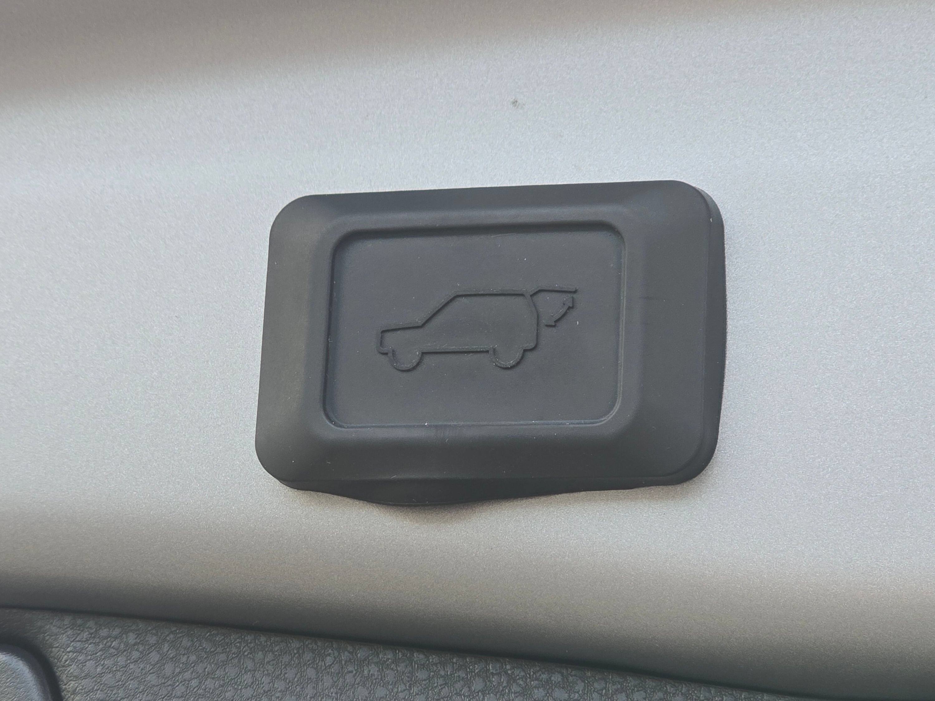 Used 2025 Toyota RAV4 XLE w/ Convenience Package AWD/4WD image 22