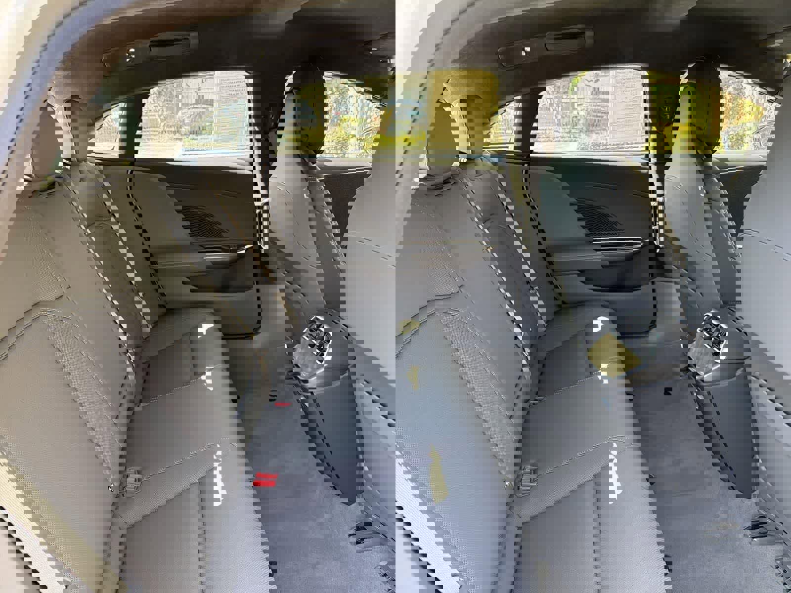 Used 2023 Lucid Air Pure image 31