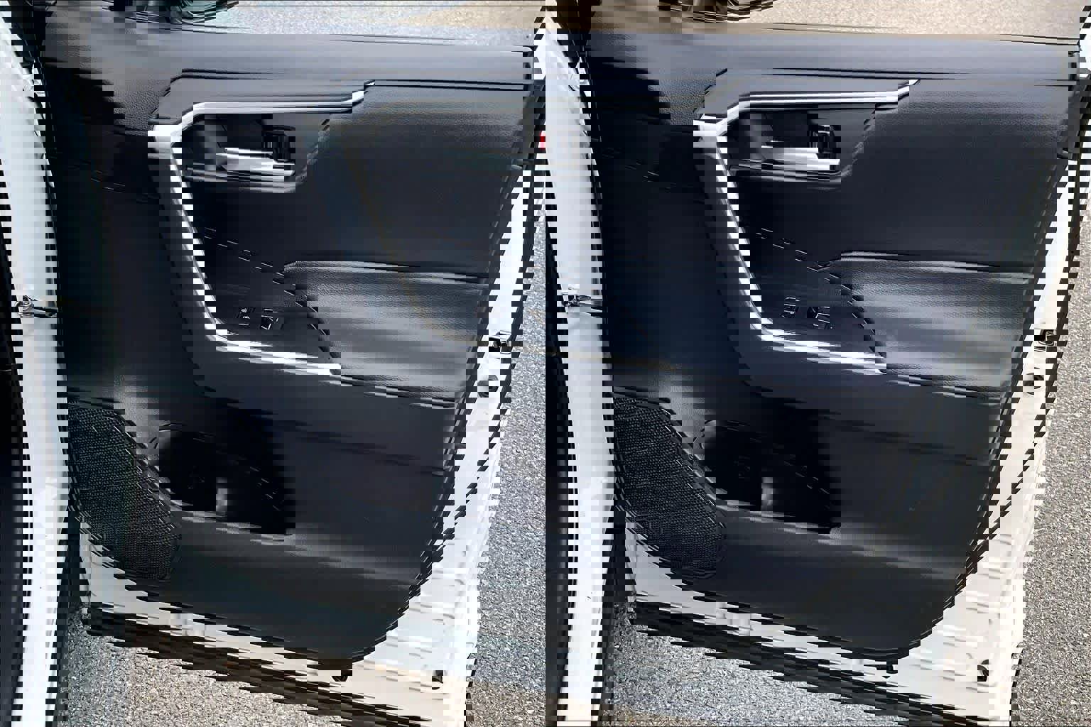 Certified 2024 Toyota RAV4 XLE w/ Convenience Package image 22