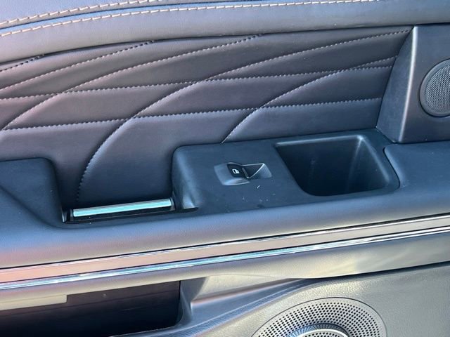 Used 2024 Ford Expedition Platinum AWD/4WD image 18