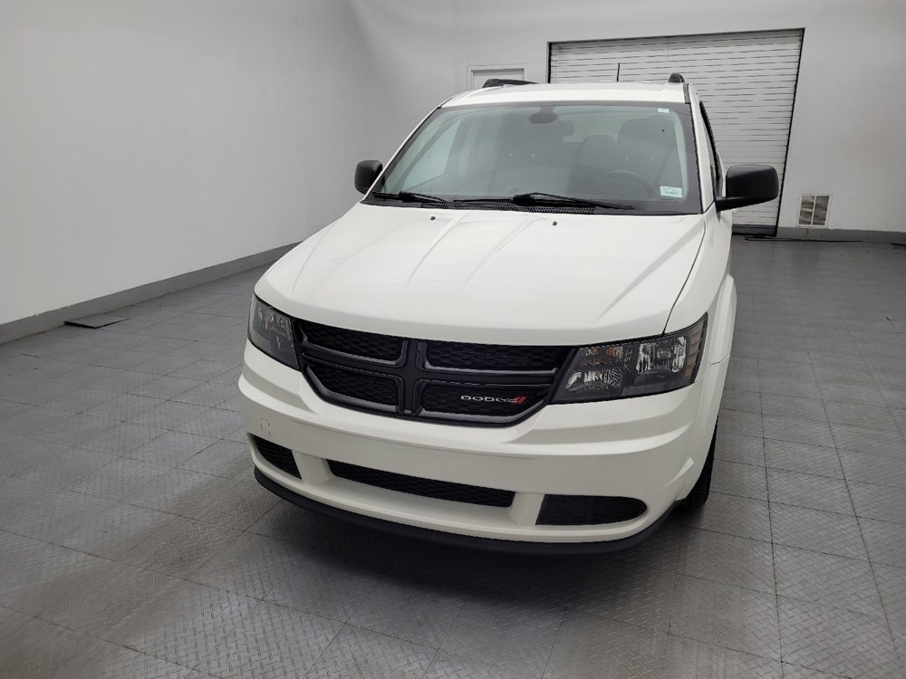Used 2020 Dodge Journey SE w/ SE Popular Equipment Group FWD image 15
