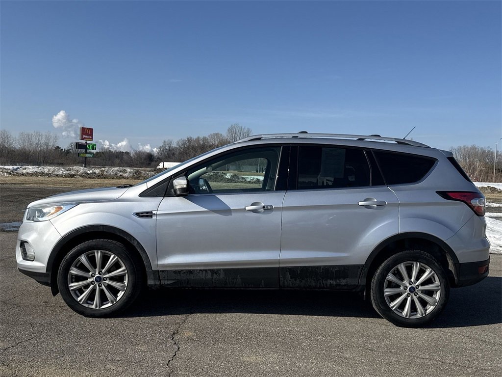 Used 2017 Ford Escape Titanium image 5