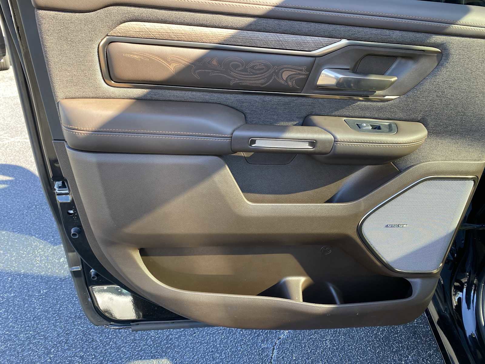 Used 2025 RAM 1500 Limited image 29