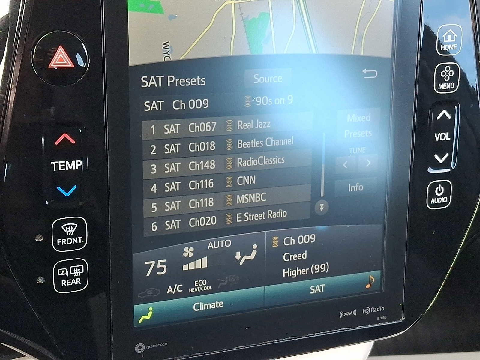 Used 2018 Toyota Prius Four Touring image 13