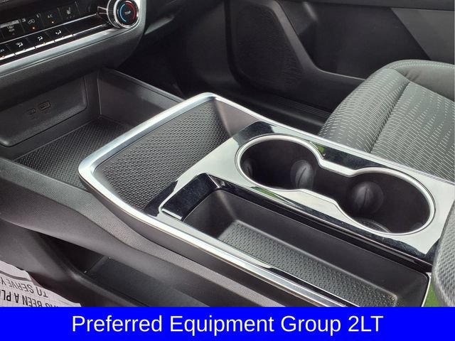 Used 2025 Chevrolet Equinox LT AWD/4WD image 13