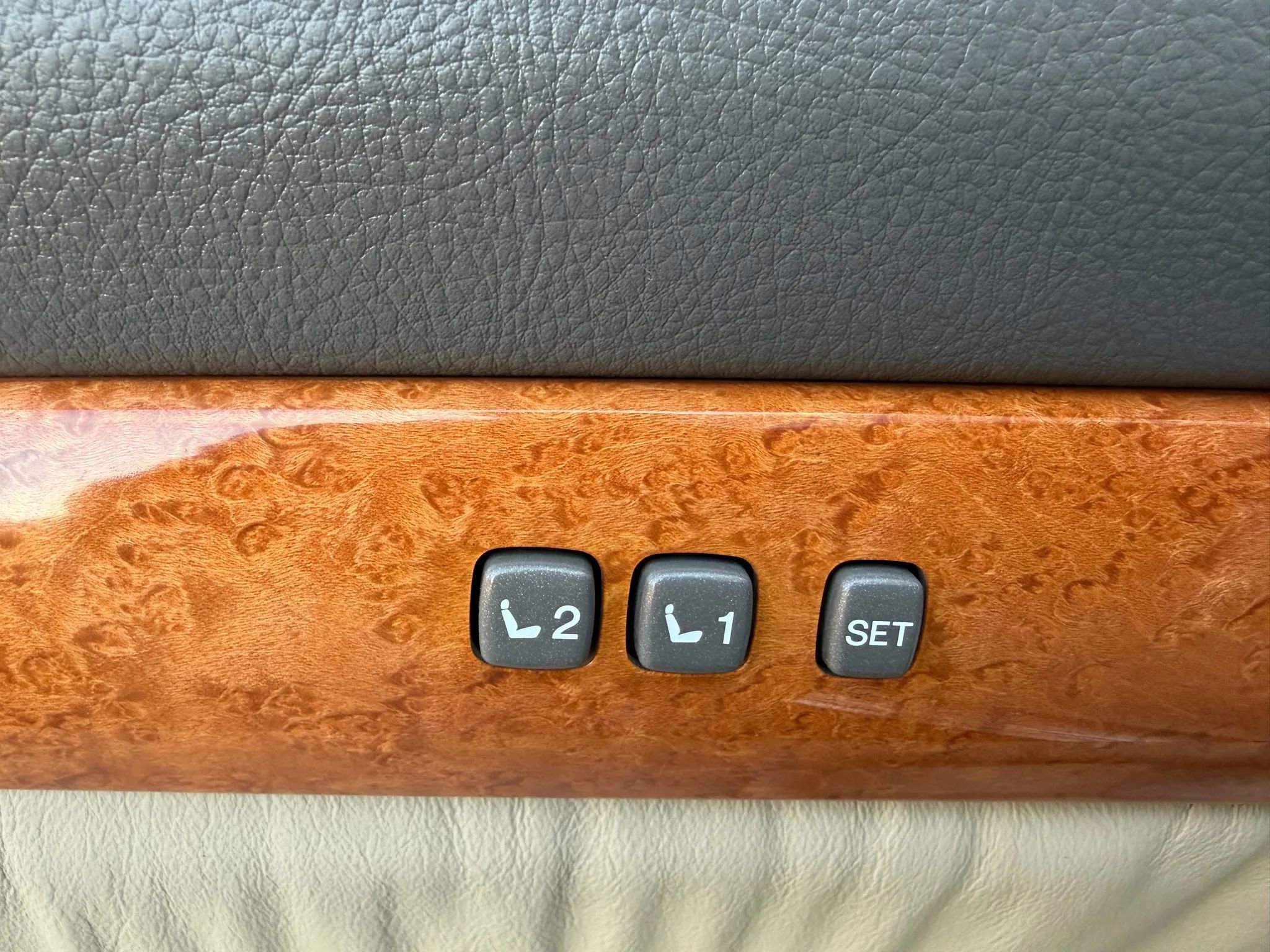 Used 2003 Lexus GX 470 image 16